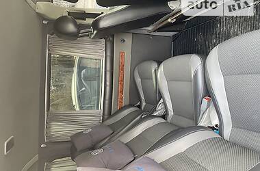 Грузопассажирский фургон Volkswagen Transporter 2005 в Новой Каховке