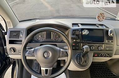 Минивэн Volkswagen Transporter 2012 в 
