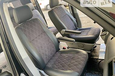 Минивэн Volkswagen Transporter 2012 в 