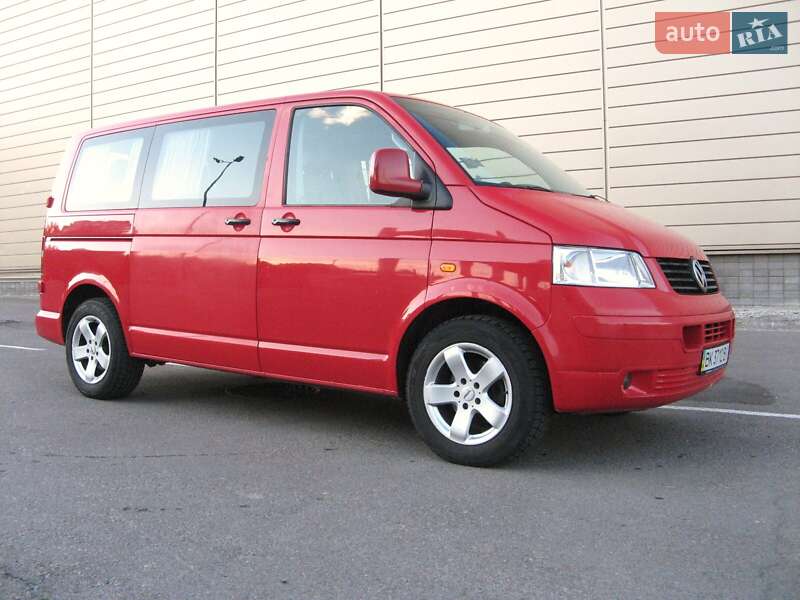 Минивэн Volkswagen Transporter 2004 в Ровно