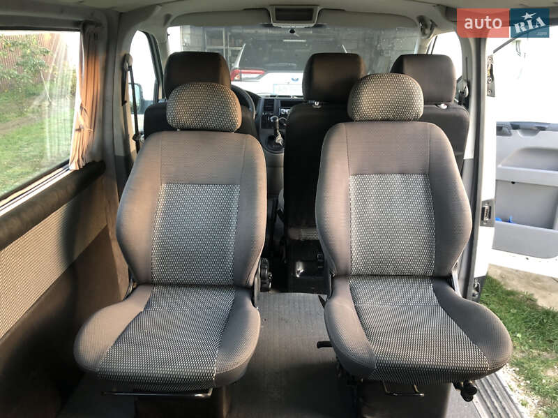 Минивэн Volkswagen Transporter 2008 в Виннице