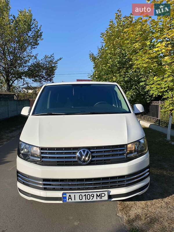 Универсал Volkswagen Transporter 2016 в Киеве
