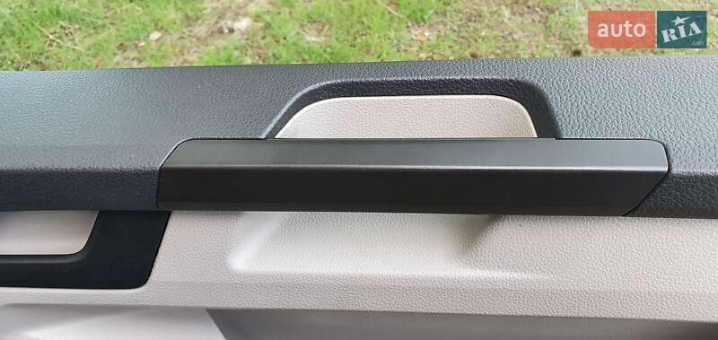 Минивэн Volkswagen Transporter 2016 в Кропивницком