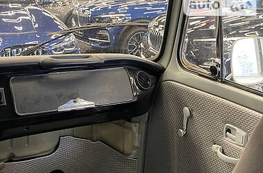 Минивэн Volkswagen Transporter 1977 в 