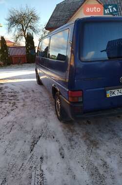 Мінівен Volkswagen Transporter 2002 в Березному