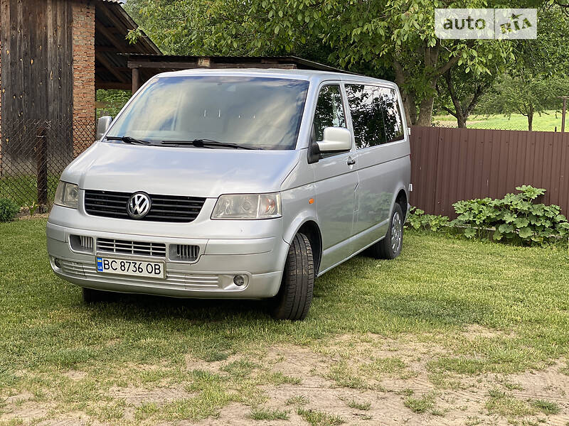 Универсал Volkswagen Transporter 2005 в 