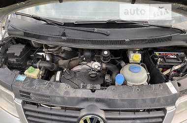 Универсал Volkswagen Transporter 2005 в 