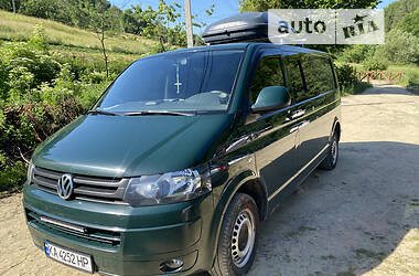 Грузопассажирский фургон Volkswagen Transporter 2013 в Киеве