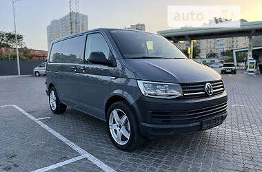 Універсал Volkswagen Transporter 2015 в Одесі