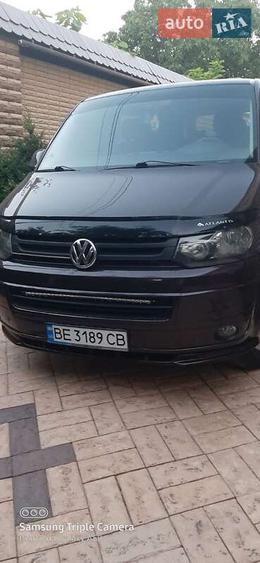 Минивэн Volkswagen Transporter 2010 в Николаеве