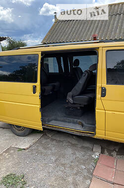 Минивэн Volkswagen Transporter 2002 в 