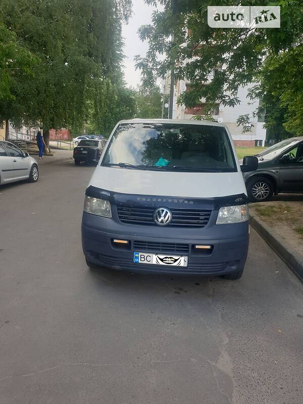 Мінівен Volkswagen Transporter 2005 в Львові