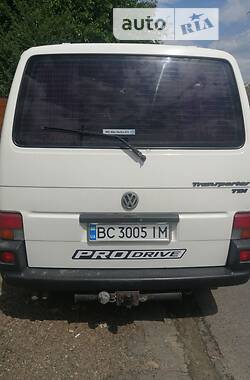 Минивэн Volkswagen Transporter 2000 в Жидачове