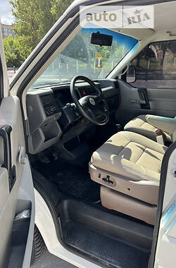 Минивэн Volkswagen Transporter 1998 в 