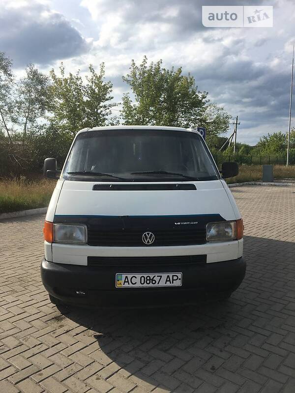 Минивэн Volkswagen Transporter 2001 в Любомле