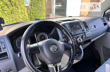 Вантажний фургон Volkswagen Transporter 2012 в 