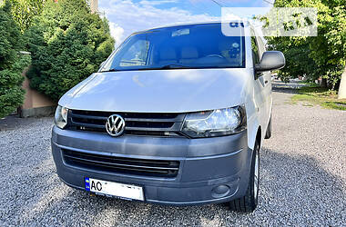 Вантажний фургон Volkswagen Transporter 2012 в 