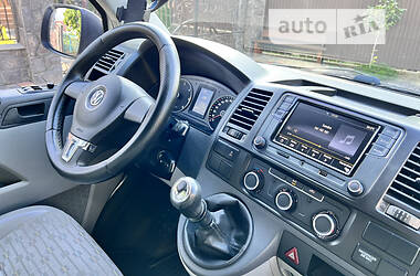 Вантажний фургон Volkswagen Transporter 2012 в 