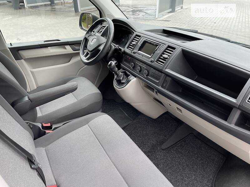 Грузовой фургон Volkswagen Transporter 2017 в Киеве