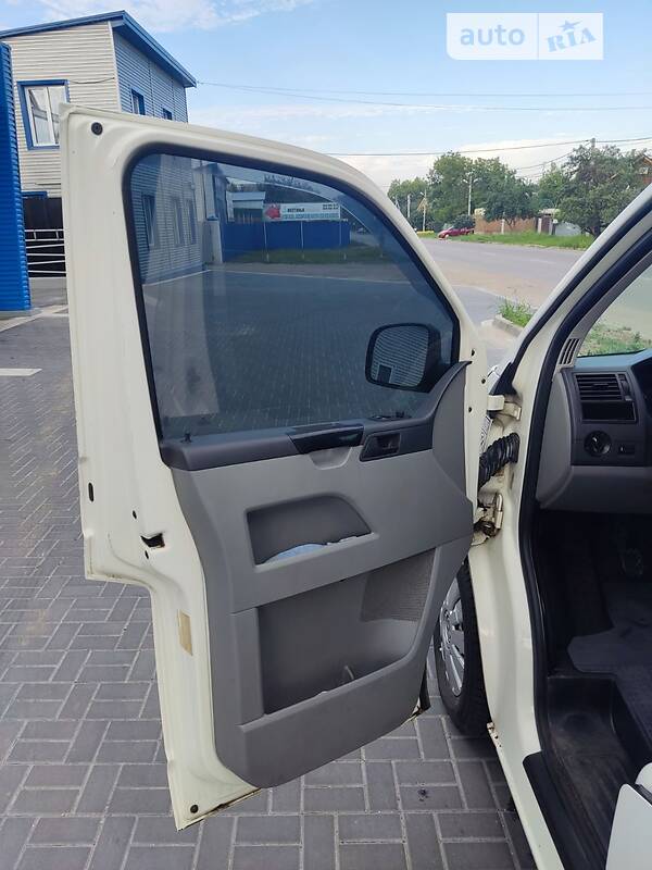Минивэн Volkswagen Transporter 2004 в Полтаве