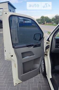 Мінівен Volkswagen Transporter 2004 в 