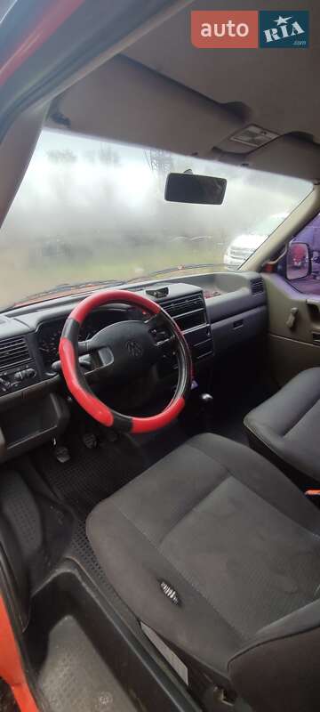 Минивэн Volkswagen Transporter 1997 в Кривом Роге