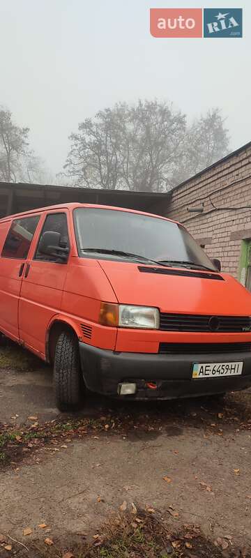 Минивэн Volkswagen Transporter 1997 в Кривом Роге