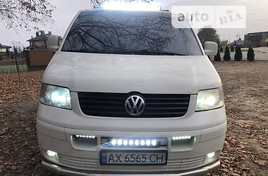 Минивэн Volkswagen Transporter 2005 в Виннице