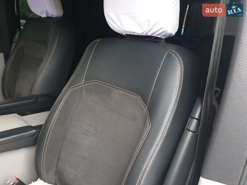 Минивэн Volkswagen Transporter 2015 в Одессе