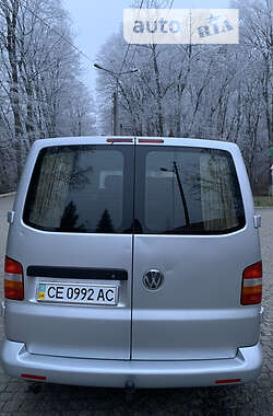 Минивэн Volkswagen Transporter 2006 в Черновцах