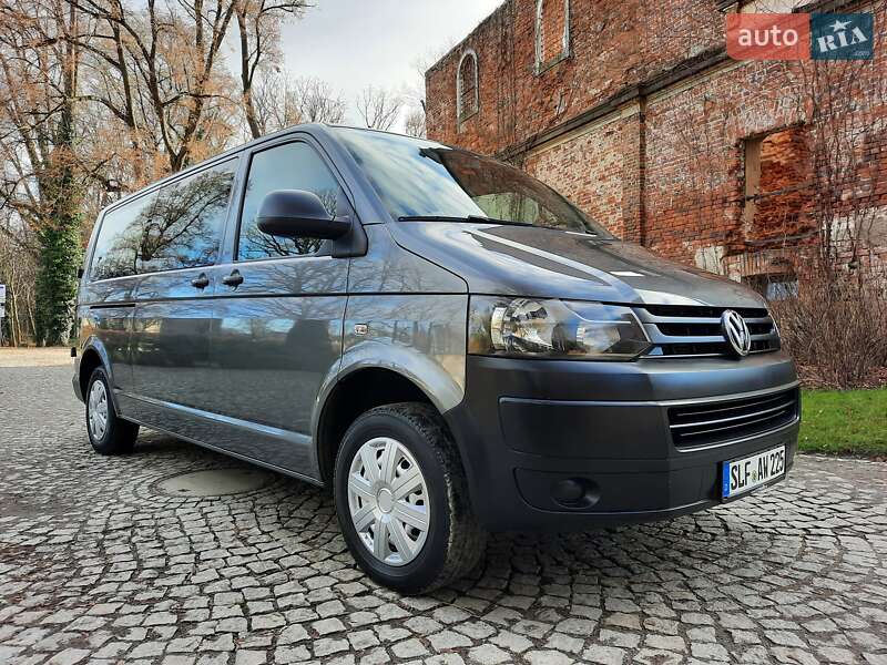Мінівен Volkswagen Transporter 2015 в Рівному фото 2 Мінівен Volkswagen Transporter 2015 в Рівному