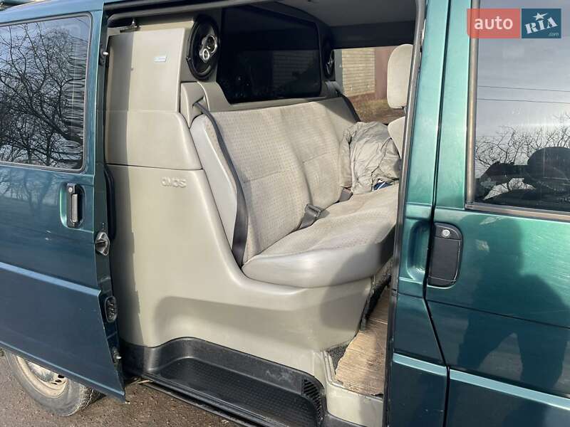 Мінівен Volkswagen Transporter 2000 в Харкові