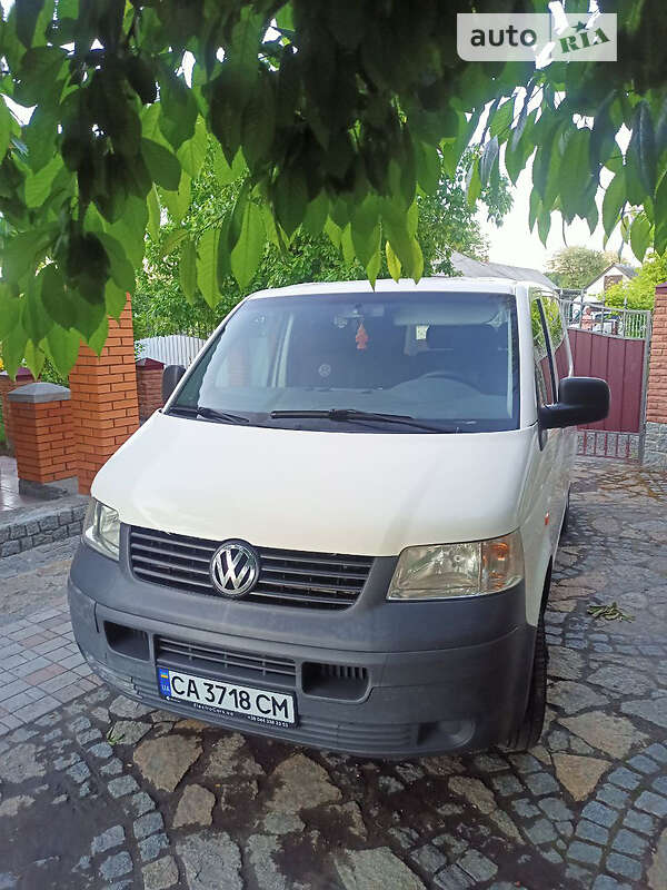 Минивэн Volkswagen Transporter 2006 в Киеве фото 4 Минивэн Volkswagen Transporter 2006 в Киеве