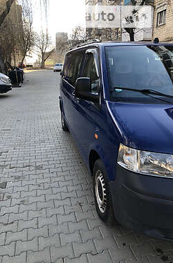 Минивэн Volkswagen Transporter 2004 в Черновцах