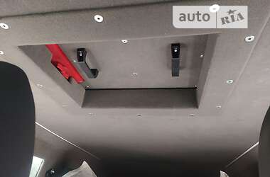 Бронированный автомобиль Volkswagen Transporter 2014 в 