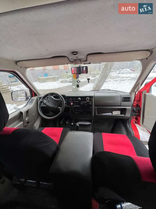 Минивэн Volkswagen Transporter 1998 в Львове