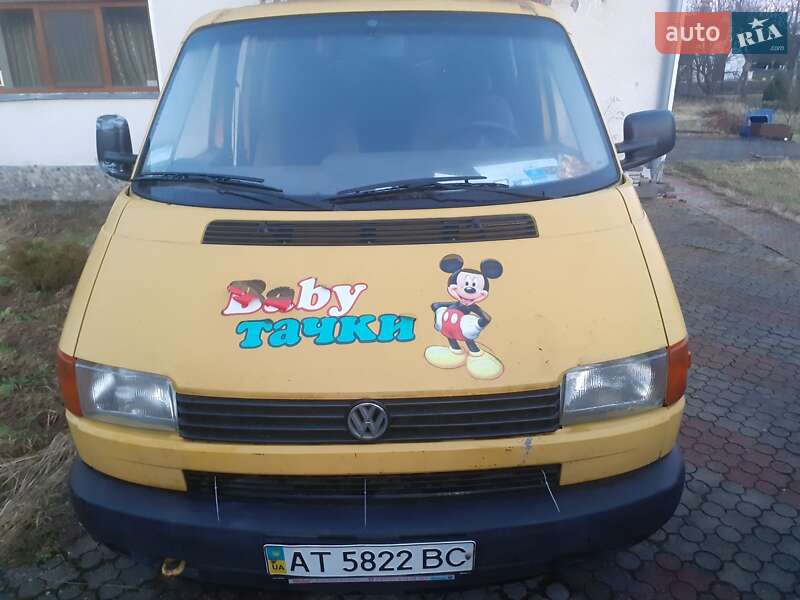 Минивэн Volkswagen Transporter 2000 в Калуше
