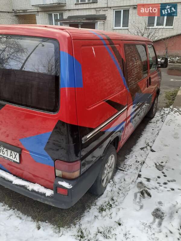 Минивэн Volkswagen Transporter 1996 в Ровно
