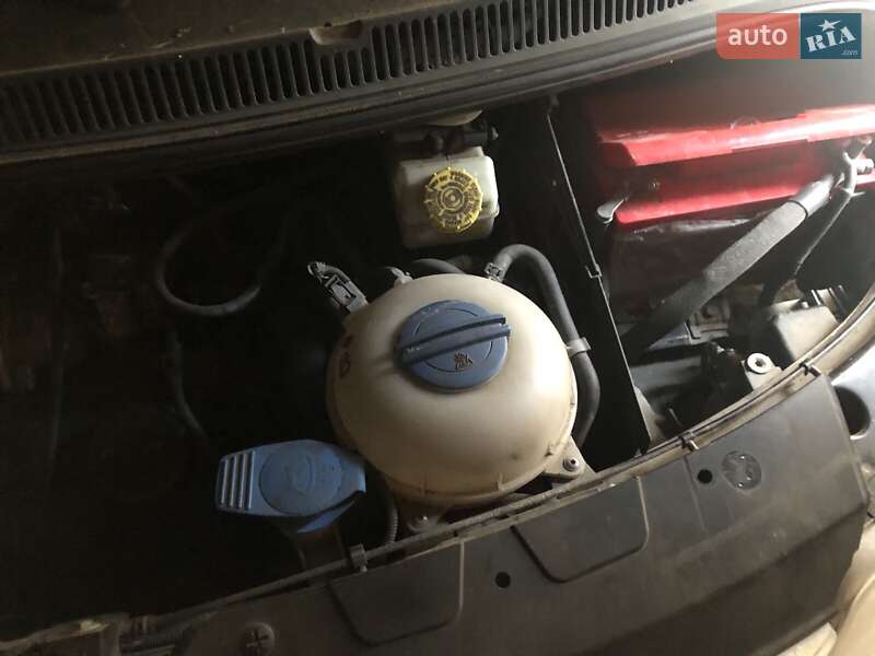 Мінівен Volkswagen Transporter 2007 в Іршаві фото 3 Мінівен Volkswagen Transporter 2007 в Іршаві