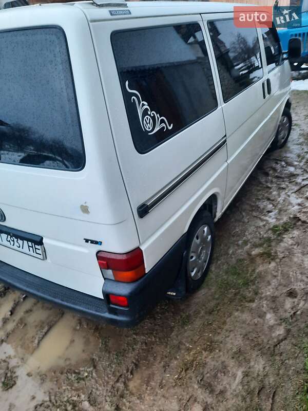 Минивэн Volkswagen Transporter 2001 в Надворной