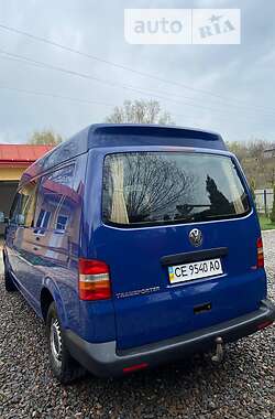 Минивэн Volkswagen Transporter 2004 в Черновцах