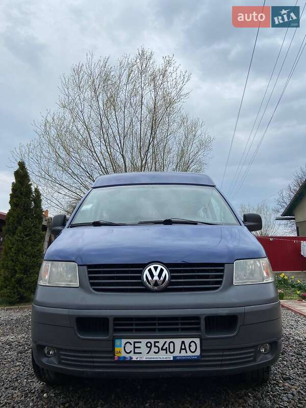 Минивэн Volkswagen Transporter 2004 в Черновцах