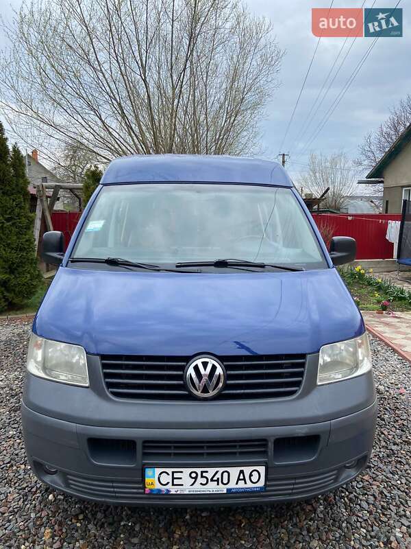 Минивэн Volkswagen Transporter 2004 в Черновцах