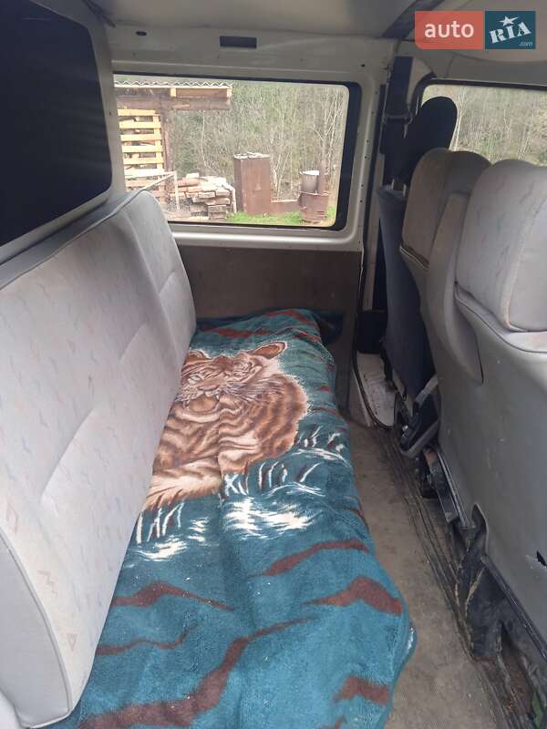 Минивэн Volkswagen Transporter 1999 в Надворной