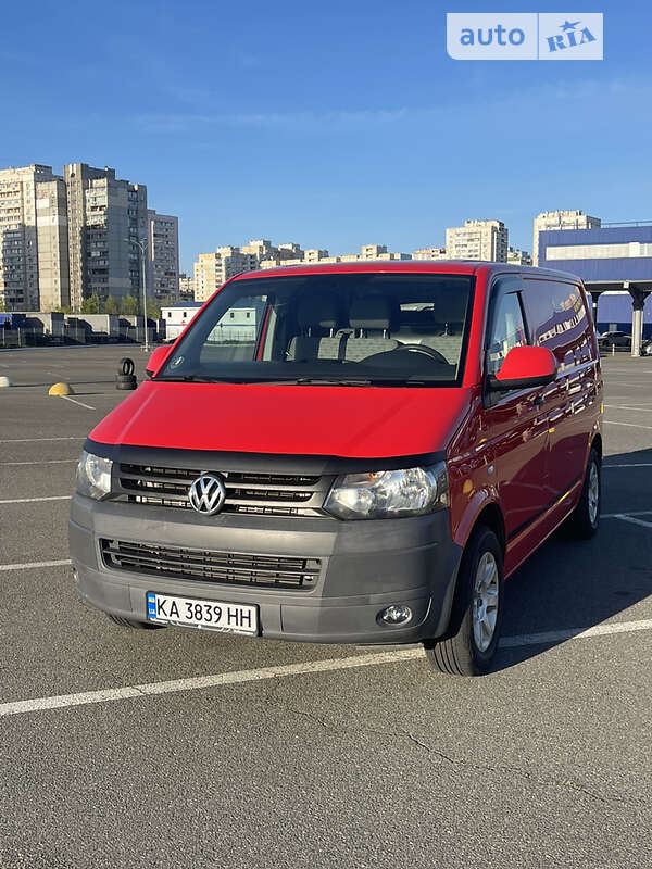 Вантажний фургон Volkswagen Transporter 2012 в Києві