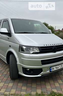 Минивэн Volkswagen Transporter 2014 в Ровно