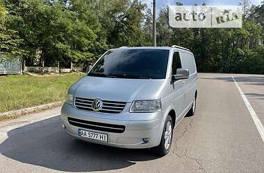 Вантажний фургон Volkswagen Transporter 2005 в Києві