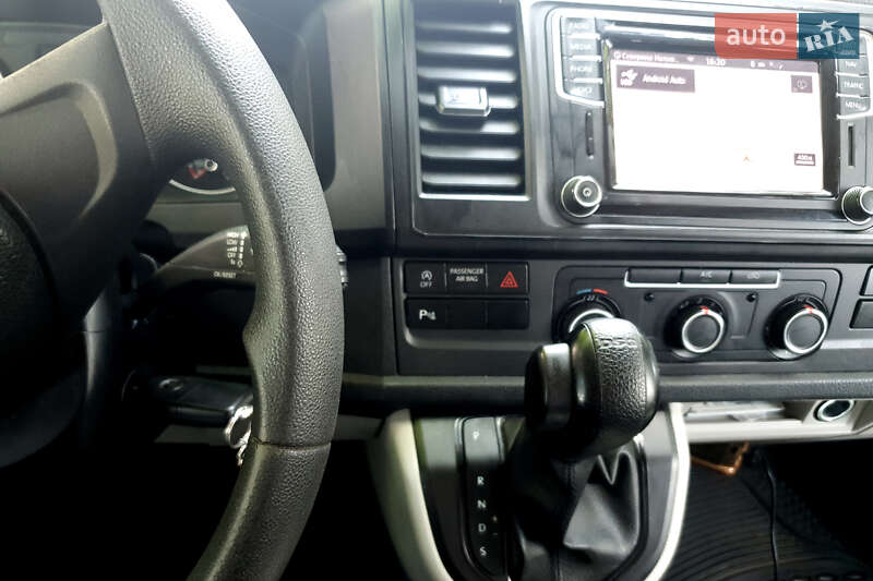 Минивэн Volkswagen Transporter 2017 в Смеле