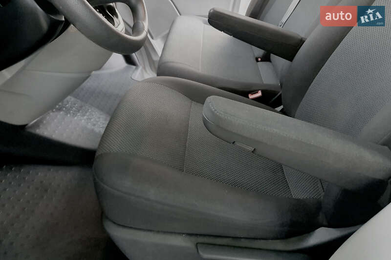 Минивэн Volkswagen Transporter 2017 в Смеле