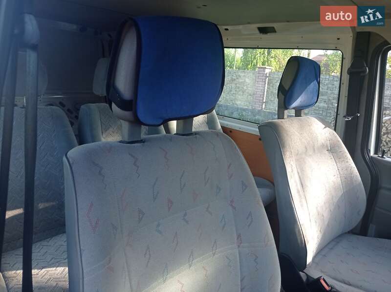 Мінівен Volkswagen Transporter 2000 в Понінці